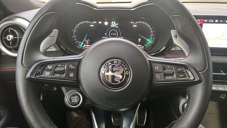 Alfa Romeo wurde von Stellantis aufgewertet. Nun arbeitet die Konzernmarke an neuen Baureihen für Stelvio und Giulia.(Bild:  Thomas Günnel/VCG)