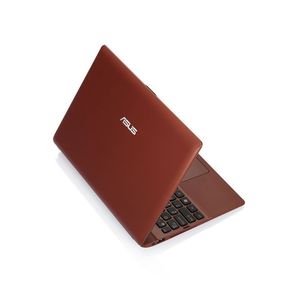 Der Eee PC X101 besitzt ein nicht-spiegelndes Display und das Intel-Betriebssystem Meego.