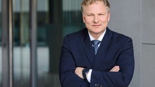 Dr.-Ing. Mike Peters ist bei Harman Executive Vice President und President der Connected Car Division. (Harman)