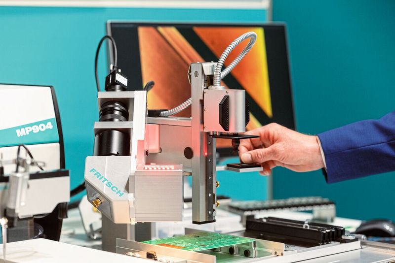 Die SMTconnect ist Treffpunkt für alle Bereiche der Elektronikfertigung und verbindet Menschen und Technologien aus den Bereichen Entwicklung, Fertigung, Dienstleistung und Anwendung mikroelektronischer Baugruppen und Systeme miteinander.  (Bild: Mesago / Mathias Kutt)