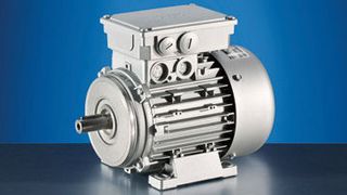 Die L-force Drehstrommotoren MF können bis zu zwei Baugrößen kleiner sein als herkömmliche Asynchronmotoren gleicher Leistung.  (Bild: Lenze)