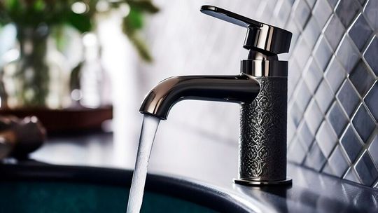 Nitrate in drinking water linked to increased dementia risk while nitrate from vegetables is linked to a lower risk, researchers find .(Source:  free licensed /  Pixabay)