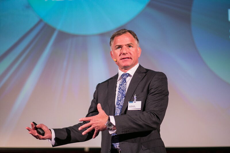 Kai Brasche, Vice President M2M, Telefónica Germany, bei seinem Beitrag zum Innovation Day.
 (Software AG)