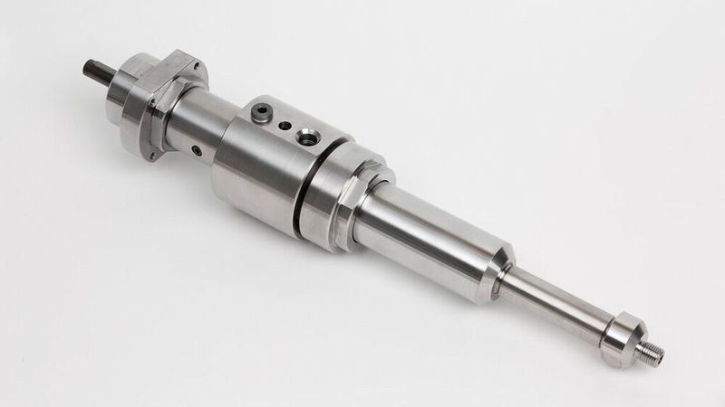 The series of eccentric screw pumps covers a throughput range of between 1 ml/min. and 30 l/h, also conveying – with viscosity range of between 1 mPas and 1,000 Pas – highly-filled, high-viscosity or even abrasive media. (Oerlikon)