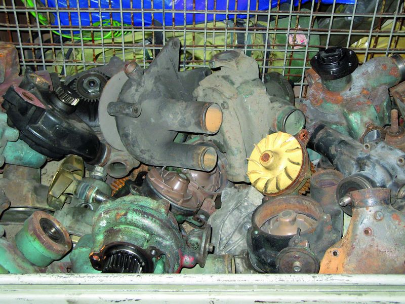 Tauschteile wie Wasserpumpen für Nfz sind ein gutes Beispiel für die Nutzung vorhandener Ressourcen: Der  Großteil des ursprünglichen Materials lässt sich wiederverwenden.  (Foto: Dominsky)
