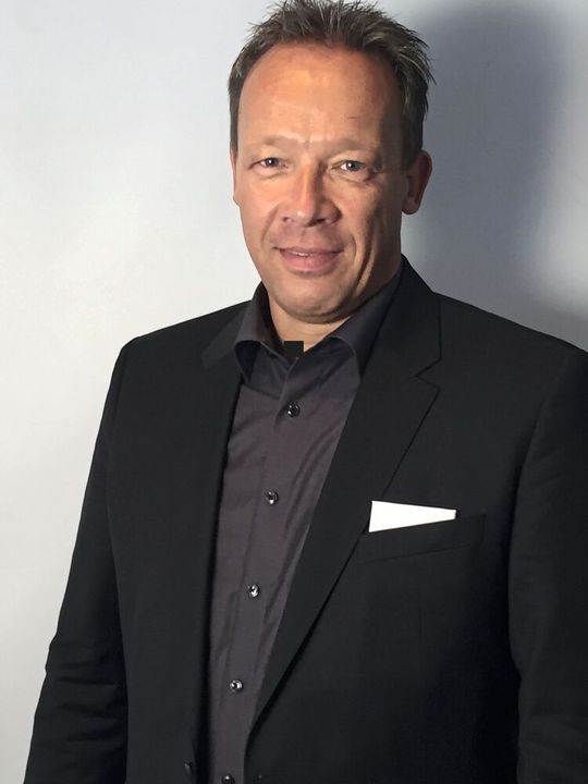 Carsten Hunfeld, Director EMEA bei Augmentir: «Vom personalisierten Lernen über vorausschauende Sicherheit bis hin zur Wissenssicherung entsteht Teamwork der neuen Art.»(Bild:  Augmentir)