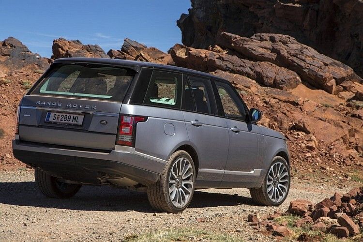 ... und Land Rover angekommen (hier der Range Rover). Wobei der Range schon immer mit Alu beplankt war. (Foto: Land Rover)