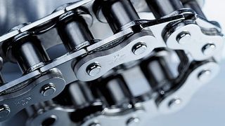 Rückensteife Kette von Iwis für medizintechnische Anwendungen. (Bild: Iwis)