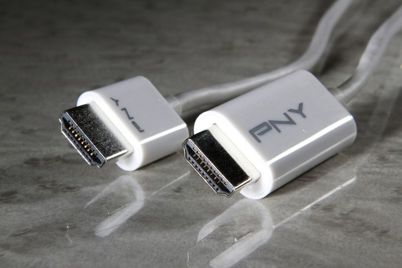 Mit dem Zubehör werden die Apple-Produkte synchronisiert und auch aufgeladen. (Bild: PNY)