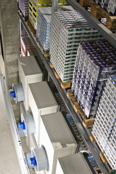 Schnellkühlplätze im HRL-Neubau. (Hörmann Logistik)