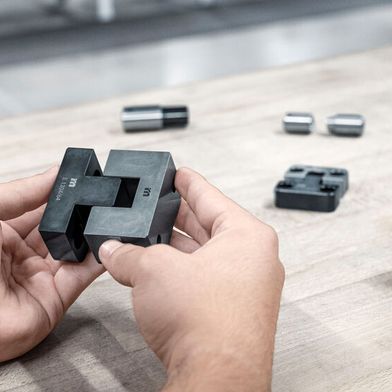 Meusburger offers small, compact and space-saving locks for the precise alignment of mould inserts.  (Source: Meusburger)