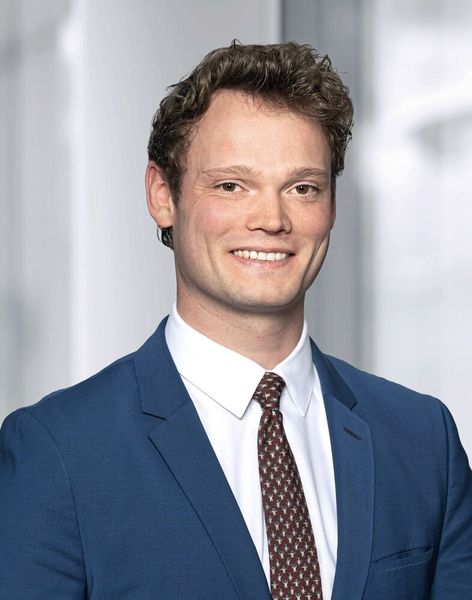 Julius Klinke, Geschäftsführer der Julius Klinke GmbH & Co. KG, hofft, mit dem Einsatz künstlicher Intelligenz schneller zu belastbaren Ergebnissen zu kommen und Entscheidungsprozesse in seinem Unternehmen besser vorbereiten zu können. (Bild: Julius Klinke GmbH & Co. KG )