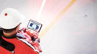 La nouvelle tablette SMARTON : développée pour simplifier et renforcer au quotidien le travail des grutiers. (Image : Konecranes)