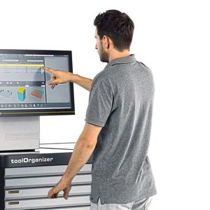 Mit dem Toolmanagement von Zoller lassen sich alle Werkzeugdaten, die den Shopfloor betreffen, verwalten.