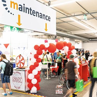 Persönliche Gespräche unter Fachleuten zu aktuellen Innovationen stehen bei den Messen  «maintenance Schweiz» und «Pumps & Valves» in Zürich im Vordergrund. (Bild: Sara Barth)