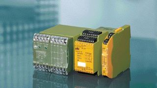 Drei Generationen Sicherheitsschaltgeräte auf einen Blick: Vom PNOZ 1 über das PNOZ X bis zum PNOZsigma hat Pilz die Geräte kontinuierlich weiterentwickelt. Bild: Pilz (Archiv: Vogel Business Media)