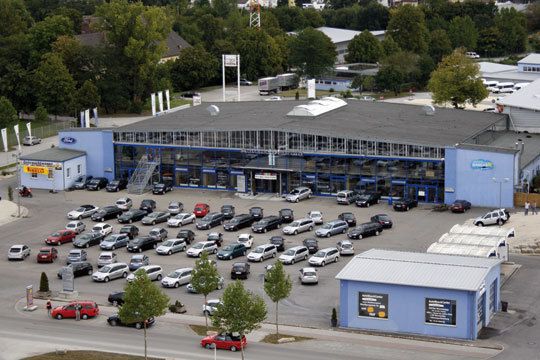 Seit gut einem Jahr vertreibt das Crailsheimer Automobilforum neben der Marke Ford auch Toyota. (Archiv: Vogel Business Media)