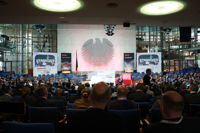 Unter den Augen des Bundesadlers fand die diesjährige Toshiba World in Bonn statt. (Archiv: Vogel Business Media)