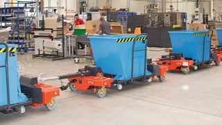 Behälter im Routenzug-Einsatz. (Bauer)