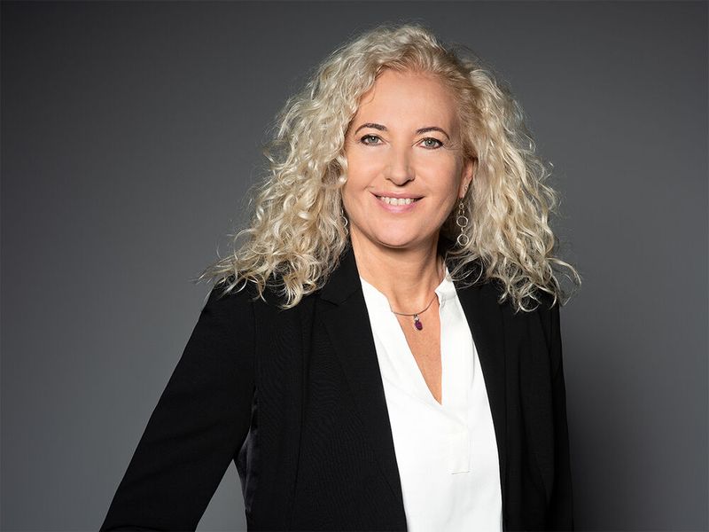 Andrea Wörrlein: „SaaS only schadet Kunden und IT-Dienstleistern, sie nützt Software-Anbietern, die ihre Service-Aufwände reduzieren und sich den exklusiven Zugang zu Kundendaten sichern wollen.“