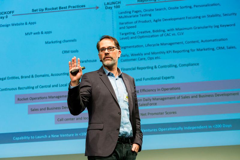 Michael Aechtler von Lingner Consulting riet den Zuhörern, ihre Daten zu nutzen – aber überlegt und gezielt.  (Stefan Bausewein)