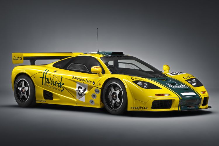 Die Lackierung des P1 GTR ist eine Hommage an den McLaren F1 GTR, der in den 1990er Jahren beim 24-Stunden-Rennen von in Le Mans (F) erfolgreich war.  (Foto: McLaren)
