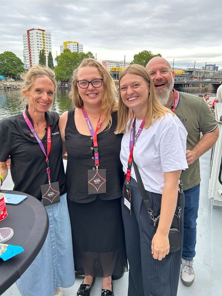Versammelte TrendAI Channel- und Marketing-Kompetenz: (v.l.n.r.) Kristin Köbelin, Emily Lockyer, Julia Zimermann, Patrick Maul   (Bild: TrendAI)