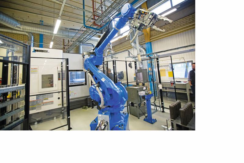 Die neue Fertigungszelle ermöglicht kürzere Vorlaufzeiten und erlaubt eine On- Demand-Produktion. (Okuma)