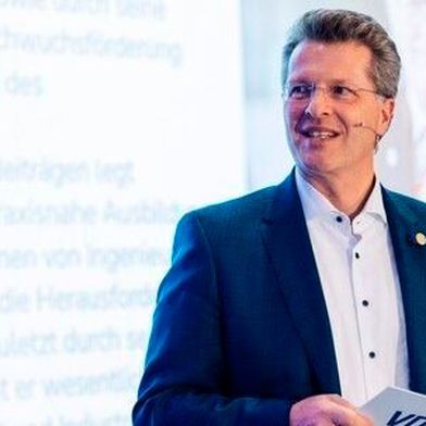 Prof. Lutz Eckstein darf eine zweite Amtszeit als VDI-Präsident antreten.  (Bild: VDI)