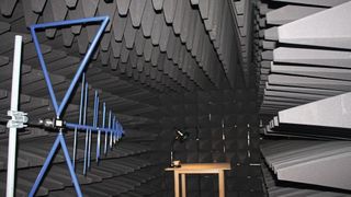 EMV-Prüfungen bei Schwille Elektronik: Das akkreditierte EMV-Labor unterstützt Elektronikentwickler.  (Bild: Schwille Elektronik)