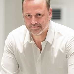 (Digital Applications "StudioDoulis")