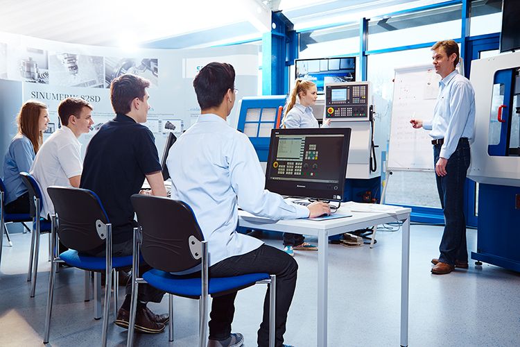 KNUTH_CNC-Training-Center_0745 ()