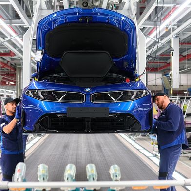 Seit Anfang August bauen die Beschäftigten bei BMW in München den vollelektrischen i3. (Bild: BMW)