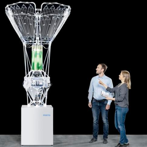 Dank Quantentechnologie Biomasse nachhaltig nutzbar machen: die PhotoBionicCell von Festo. Dank Quantentechnologie Biomasse nachhaltig nutzbar machen: die PhotoBionicCell von Festo.