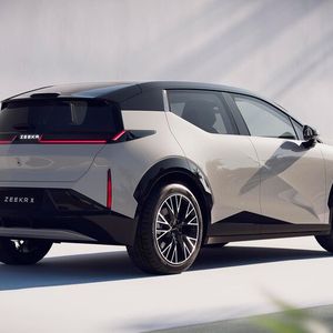 Der Zeekr X könnte auch nach Europa kommen und dem VW ID 3 Konkurrenz machen.(Bild:  Zeekr)