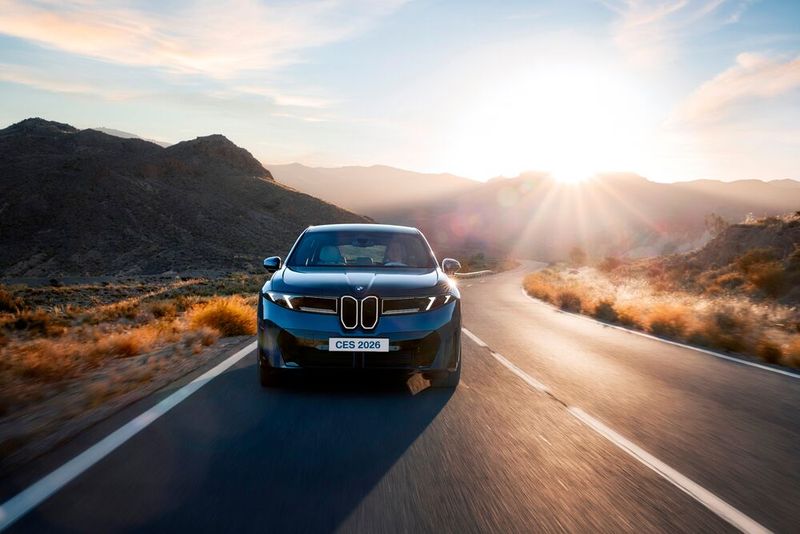 Für BMW markiert der Start des neuen iX3 einen Meilenstein im Transformationsprozess auf den Gebieten Elektrifizierung, Digitalisierung und Zirkularität.  (Bild: BMW)