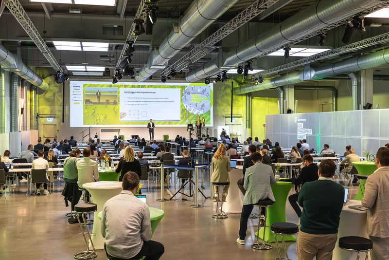 Impressionen vom Lead Management Summit 2022 (Bild: Stefan Bausewein)