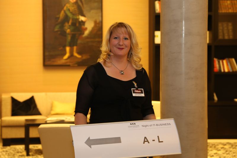 Organisatorin Ursula Gebauer, IT-BUSINESS, hatte an dem Abend alles im Griff. (IT-BUSINESS)