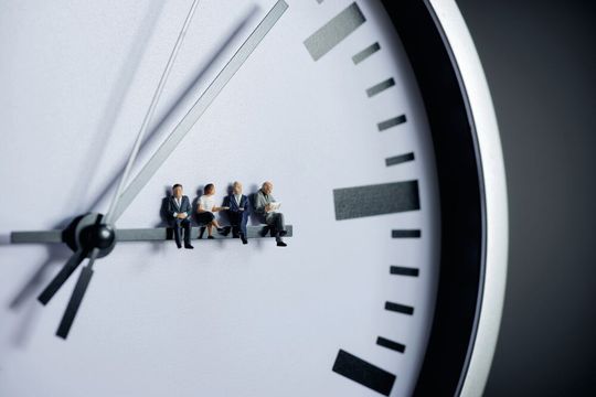 Zum Thema 35-Stunden-Woche gibt es ganz unterschiedliche Ansichten.(Bild:  kirill_makarov - stock.adobe.com)