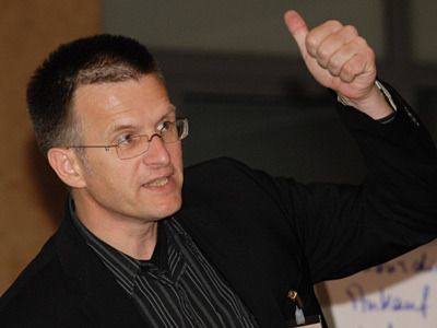 Sieben Regeln für den Onlinehandel stellte Georg Hensch in seinem Workshop heraus.  (Archiv: Vogel Business Media)