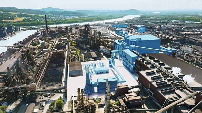 Die Stahlindustrie investiert Milliarden in den Umbau ihrer Produktionsstätten – im Bild das Stahlwerk von Voestalpine in Linz.(Bild:  Voestalpine)