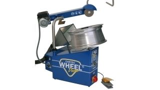 Mit dem Wheel-Doctor lassen sich zerkratzte Alufelgen wieder aufbereiten. (Archiv: Vogel Business Media)