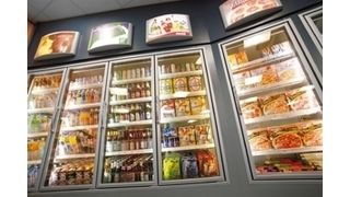 Antifrogen L wird z.B. als Wärmeträger bei der Kühlung von Kühl- und Gefriertheken eingesetzt. (Bild: Westfalen)