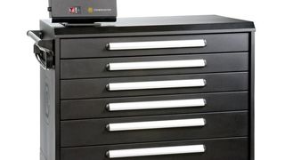 Der Accu Drawer von Crib Master. (Crib Master)