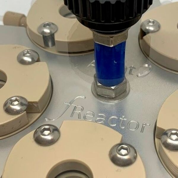 The fReactor is simple to assemble and modify, making it suitable for a wide range of continuous-flow processes. (Asynt)