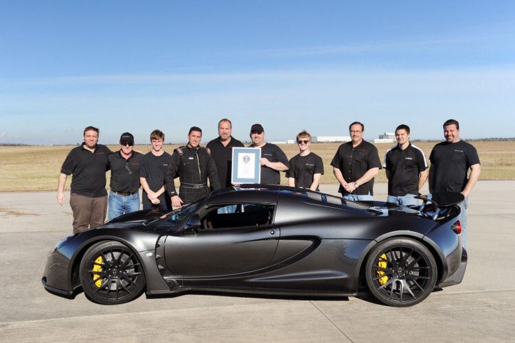 Das Team des texanischen Tuners freute sich über die erfolgreiche Rekordfahrt. (Foto: Hennessey Performance)