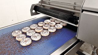 AMF bietet Komplettlösungen zur Herstellung von Süßgebäck wie Donuts, Brot und Brötchen sowie Croissants und Kuchen. (Bild: AMF Bakery Systems)