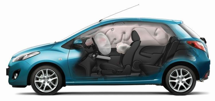 Sechs Airbags schützen die Insassen. (Foto: Mazda)