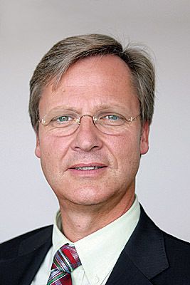 „Nach zwei konjunkturell guten Jahren ist eine Wachstumsverlangsamung kein Beinbruch.“ Martin Wansleben, Hauptgeschäftsführer des Deutschen Industrie- und Handelskammertages (DIHK) (Archiv: Vogel Business Media)