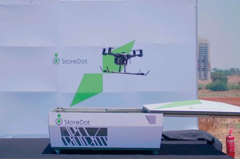 A drone using StoreDot’s UFC FlashBattery is shown lifting off from a StoreDot UFC station.  (StoreDot)